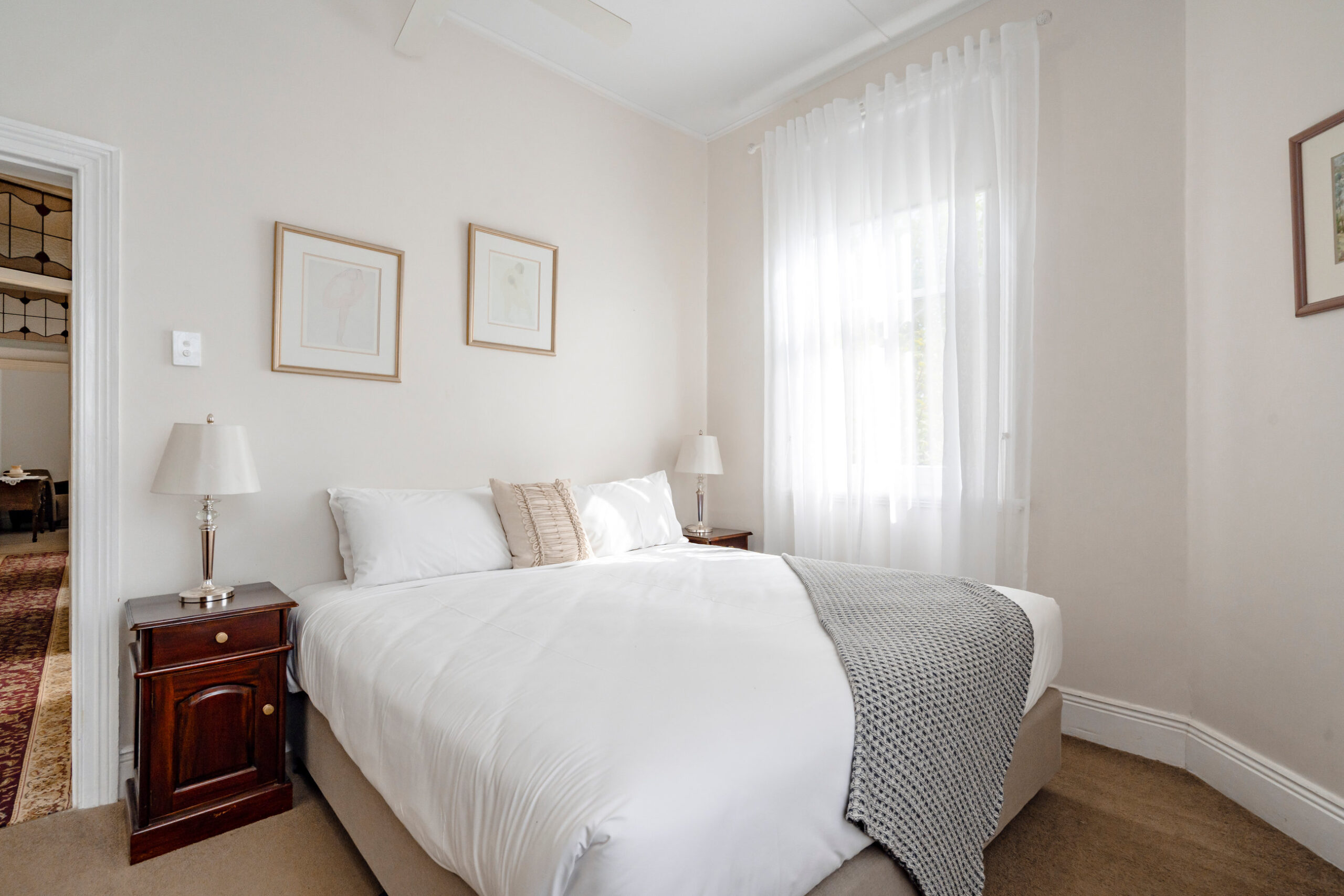OUR ROOMS Room 2 Seaview House Queenscliff-0885